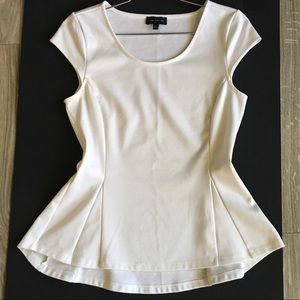 THE LIMITED White short-sleeve blouse
